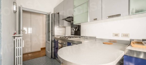 1 bedroom Apartment in Milan, Italy No. 331049 6