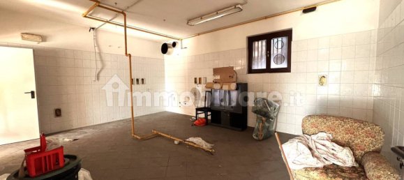 2 rooms Office in Albino, Italy No. 347582 17