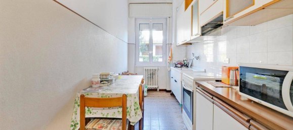 3 rooms Apartment in Cerro Maggiore, Italy No. 37228 49