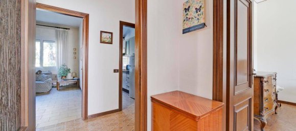 3 rooms Apartment in Cerro Maggiore, Italy No. 37228 6