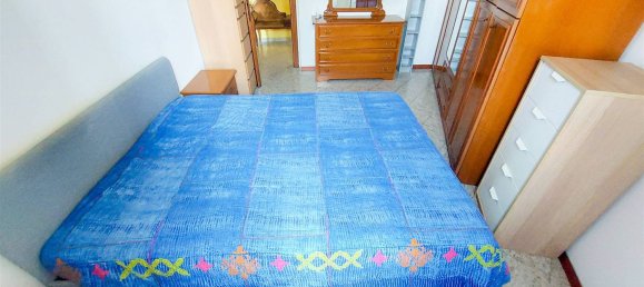 3 rooms Apartment in Florence, Italy No. 174985 17