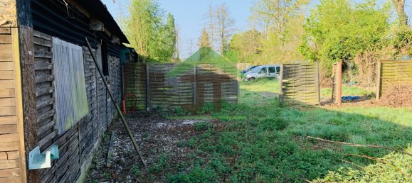 Parkplatz in Chateaudun, France 236m², Nr. 86982 13