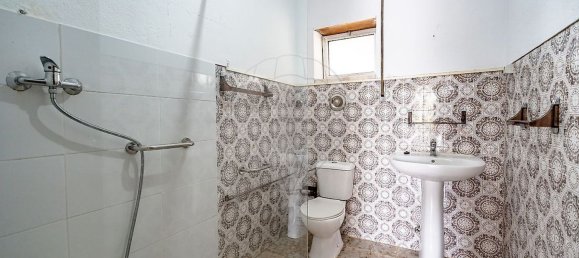 4 Schlafzimmer Haus in Miranda do Corvo, Portugal, Nr. 24672 12