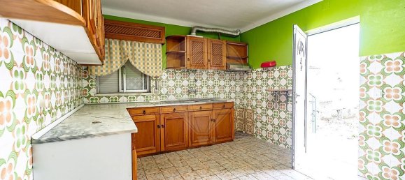 4 Schlafzimmer Haus in Miranda do Corvo, Portugal, Nr. 24672 7