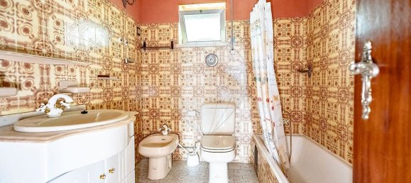 4 Schlafzimmer Haus in Miranda do Corvo, Portugal, Nr. 24672 30