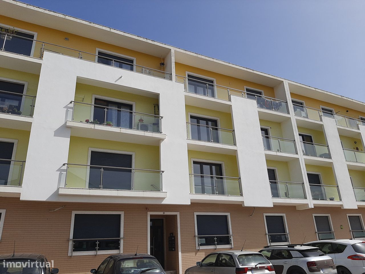 Apartamento de 3 dormitorios en Pinhal Novo, Portugal No. 287455