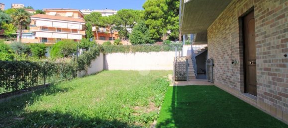 6 rooms Apartment in Castelfidardo, Italy No. 302827 2