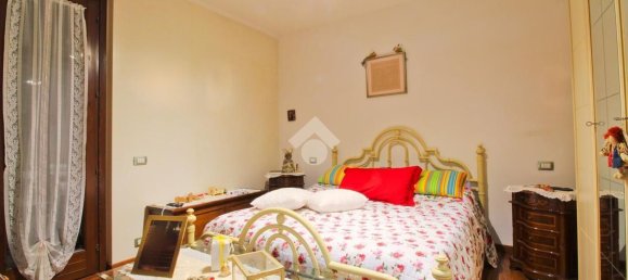 6 rooms Apartment in Castelfidardo, Italy No. 302827 3