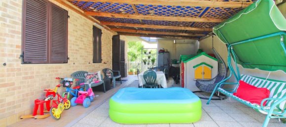 6 rooms Apartment in Castelfidardo, Italy No. 302827 5