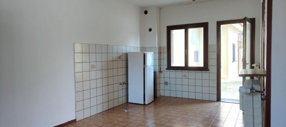 4 rooms House in Udine, Italy No. 18178 11