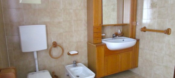 4 rooms House in Udine, Italy No. 18178 3