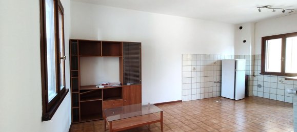 4 rooms House in Udine, Italy No. 18178 12