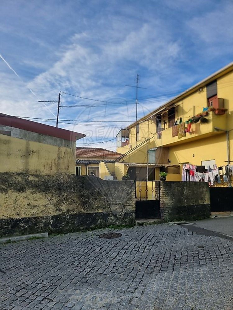 2 bedrooms House in Vila Nova de Gaia, Portugal No. 26759