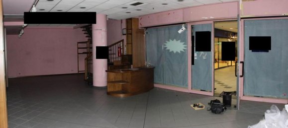 71m² Commercial property in Varese, Italy No. 58549 13