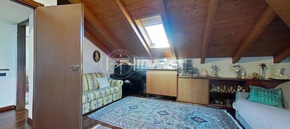5 rooms Villa in Biassono, Italy No. 9434 20