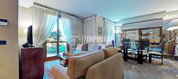 5 rooms Villa in Biassono, Italy No. 9434 4