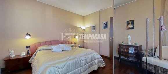 5 rooms Villa in Biassono, Italy No. 9434 10
