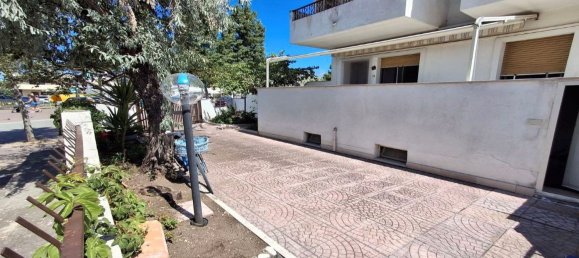 3 rooms Apartment in Lesina, Italy No. 275571 4