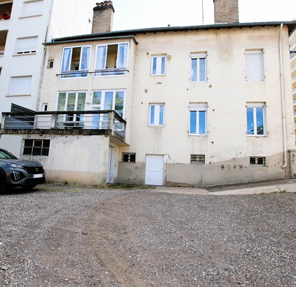 11 bedrooms Building in Metz, France No. 259360