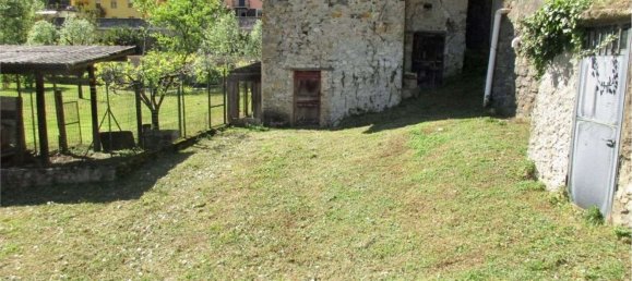 9 rooms House in Sant'Omobono Terme, Italy No. 152962 11