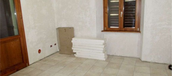 9 rooms House in Sant'Omobono Terme, Italy No. 152962 26