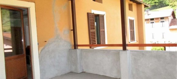 9 rooms House in Sant'Omobono Terme, Italy No. 152962 14