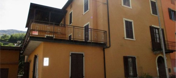 9 rooms House in Sant'Omobono Terme, Italy No. 152962 12
