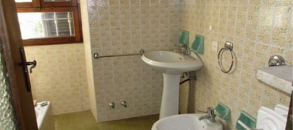 9 rooms House in Sant'Omobono Terme, Italy No. 152962 10