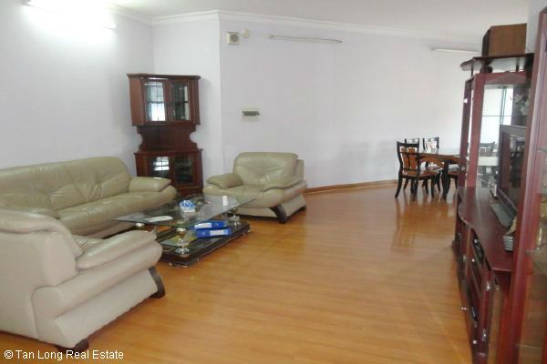 3 bedrooms Apartment in Cau Giay, Vietnam No. 6488