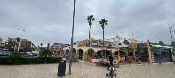 Apartamento de 3 dormitorios en Alicante, Spain No. 79428 42