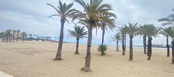 Apartamento de 3 dormitorios en Alicante, Spain No. 79428 36