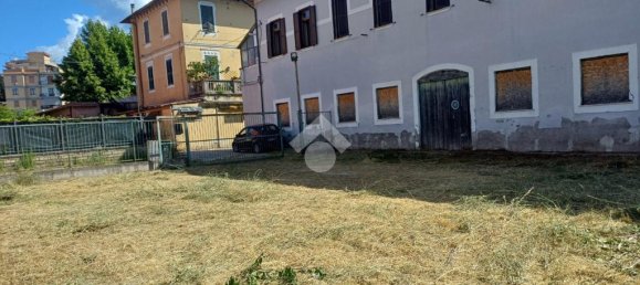 Estudio en Cave, Italy No. 359953 10