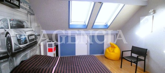 Dúplex de 4 dormitorios en Pontault-Combault, France No. 188320 8