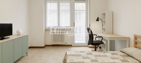 3 bedrooms Apartment in Milan, Italy No. 328666 7
