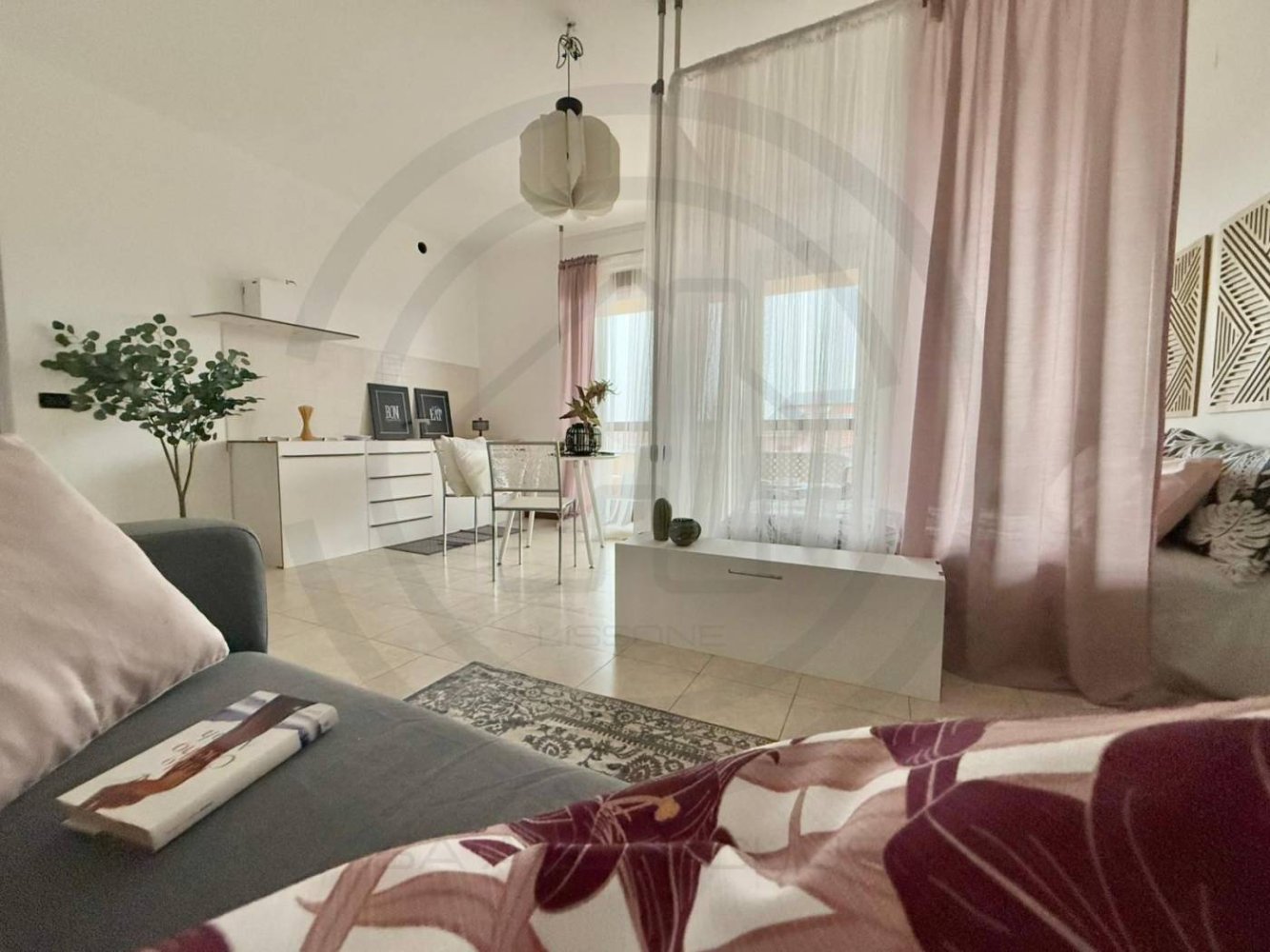 Apartamento de 1 dormitorio en Limbiate, Italy No. 222872