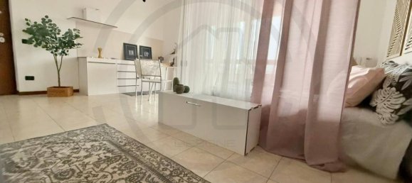 Apartamento de 1 dormitorio en Limbiate, Italy No. 222872 29