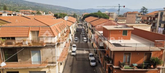 2 bedrooms Apartment in Giarre, Italy No. 45664 10