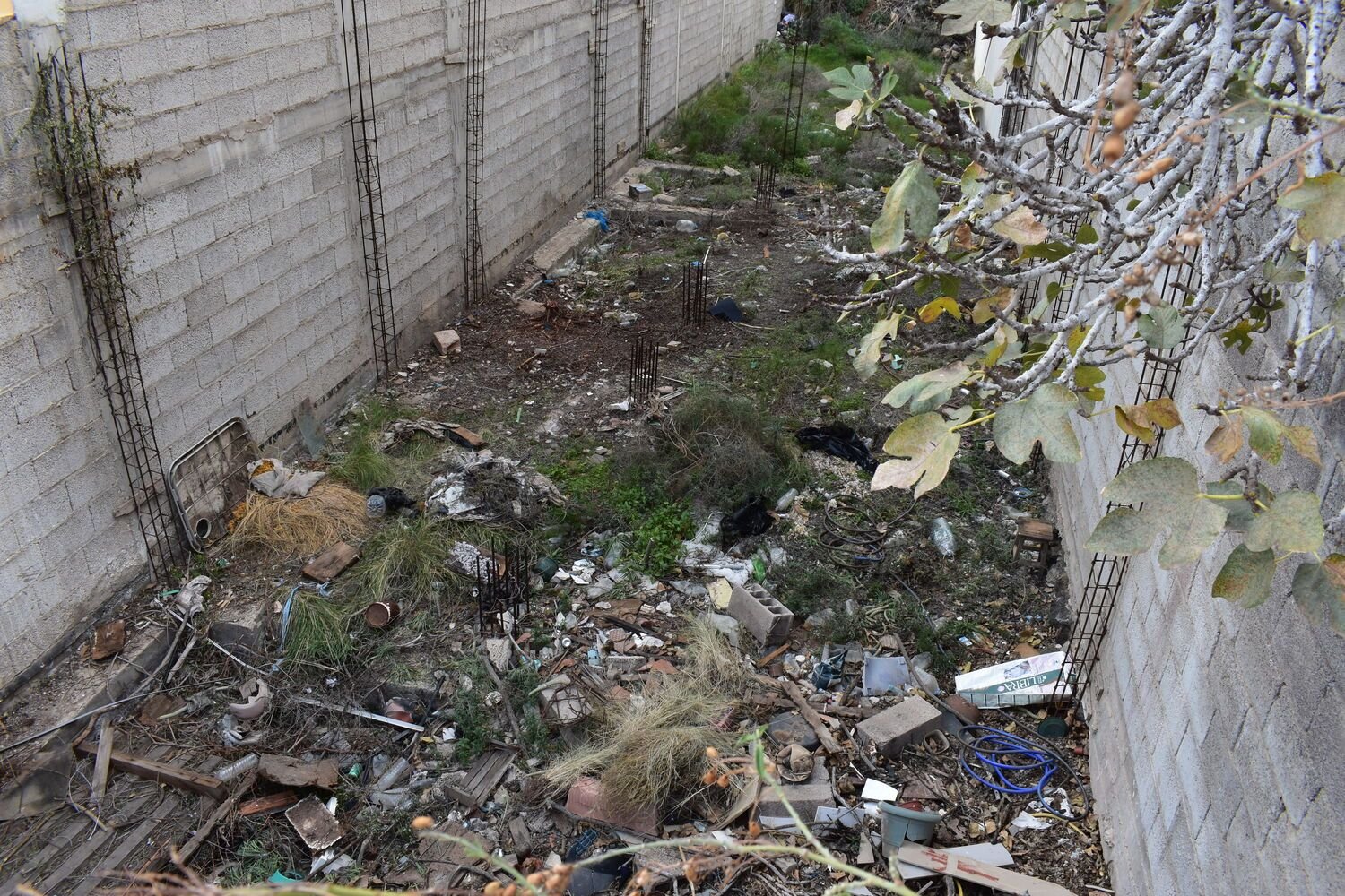 Terrain à Arona, Spain 140m² No. 188158