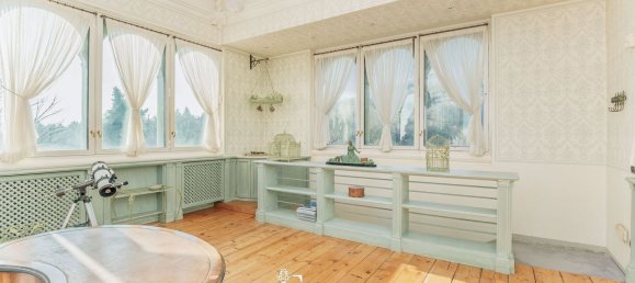 14-Zimmer Villa in Varese, Italy, Nr. 202059 4