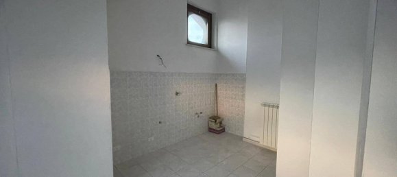 2 bedrooms Apartment in Moncalieri, Italy No. 44327 14