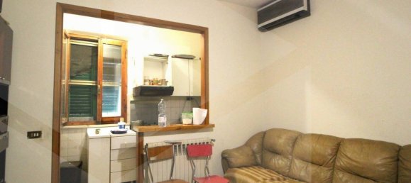 Apartamento de 1 dormitorio en Pontedera, Italy No. 23521 2