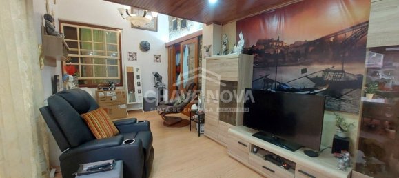 Apartamento de 2 dormitorios en Porto, Portugal No. 55231 4