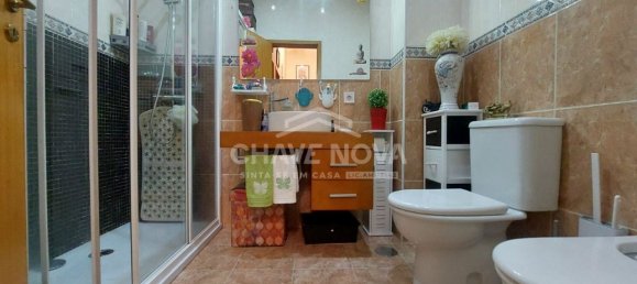 Apartamento de 2 dormitorios en Porto, Portugal No. 55231 9