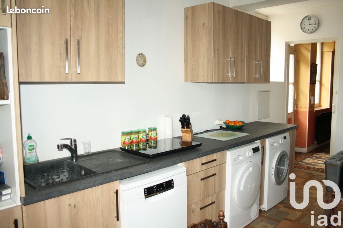 5 غرف نوم تاون هاوس في Bonnetable, France رقم 96488