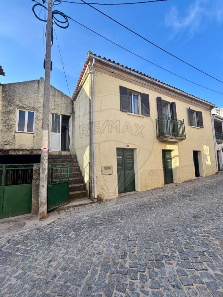 4 bedrooms House in Sao Joao da Pesqueira, Portugal No. 330734