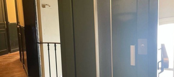 Studio à Paris, France No. 329079 3