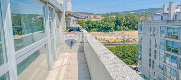 Dúplex de 3 dormitorios en Pontevedra, Spain No. 190354 9