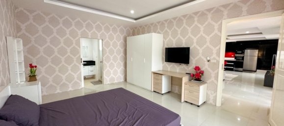 4 bedrooms House in Pattaya, Thailand No. 26718 19