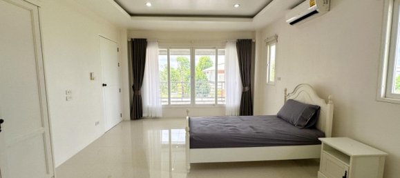 4 bedrooms House in Pattaya, Thailand No. 26718 21
