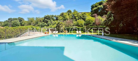 5 bedrooms Villa in Cassano Magnago, Italy No. 132159 7